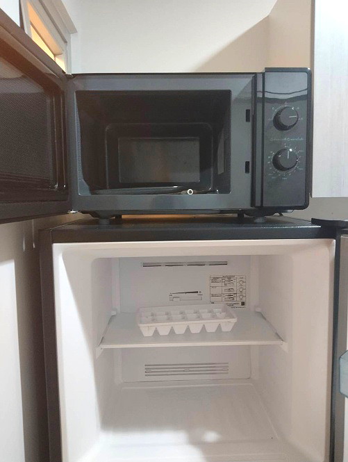 Pictures of Present Condo 14/14