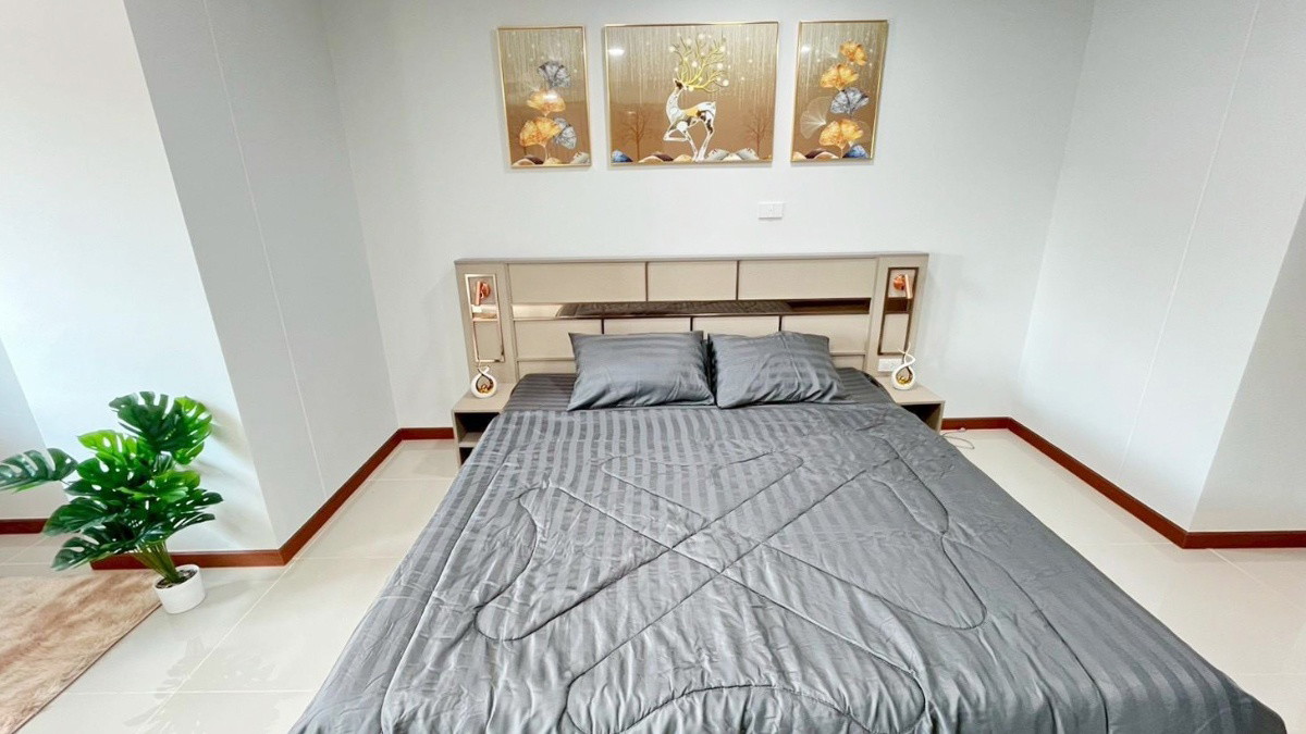 Condo — photo 5