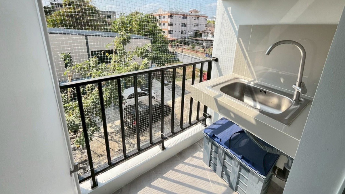 Condo — photo 3