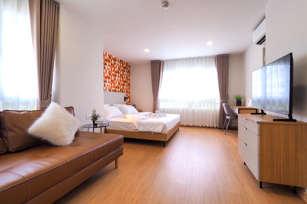 Pictures of Lumpini Residence Sathorn 1.6 km. from BTS Chong Nonsi 8/24