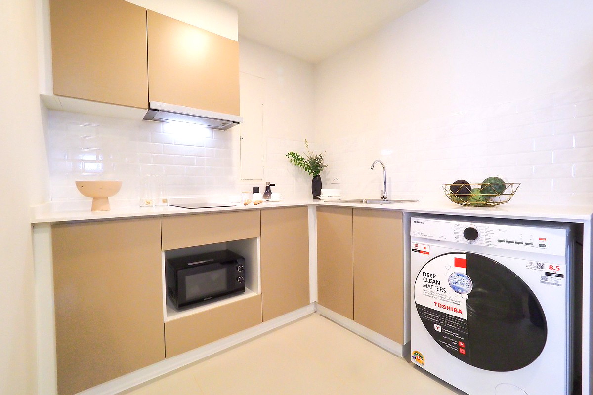 Pictures of Lumpini Residence Sathorn 1.6 km. from BTS Chong Nonsi 12/24