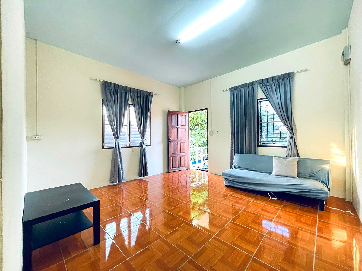 Pictures of Green house1 27/59