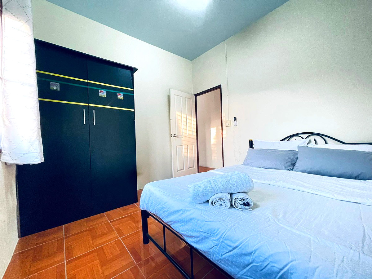 Pictures of Green house1 31/59