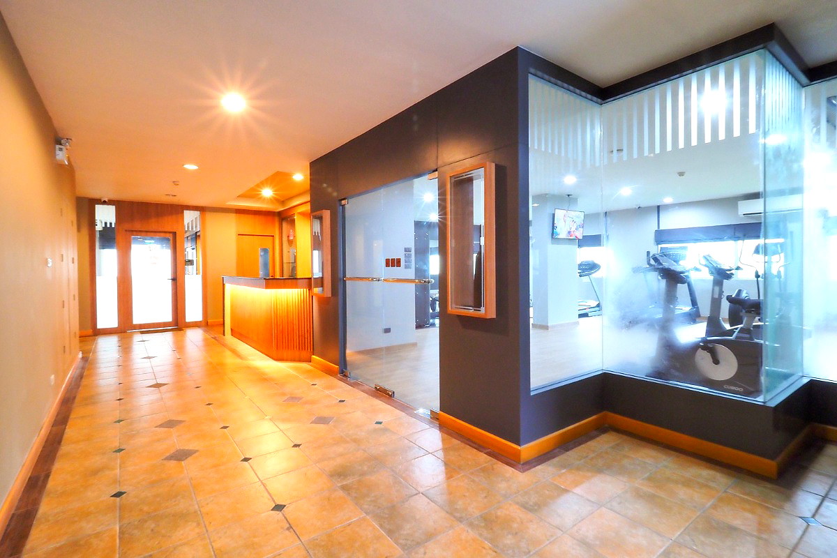 Pictures of Lumpini Residence Sathorn 1.6 km. from BTS Chong Nonsi 16/24