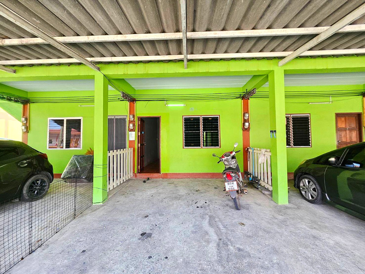 Pictures of Green house1 48/59