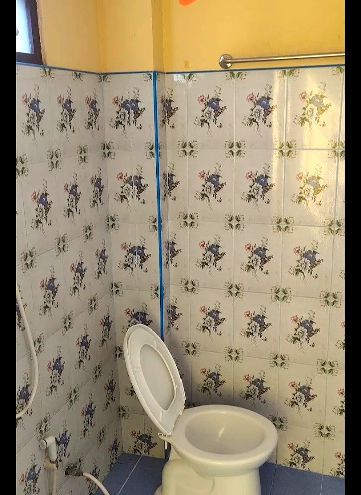 Pictures of THONGJINDA 10/14