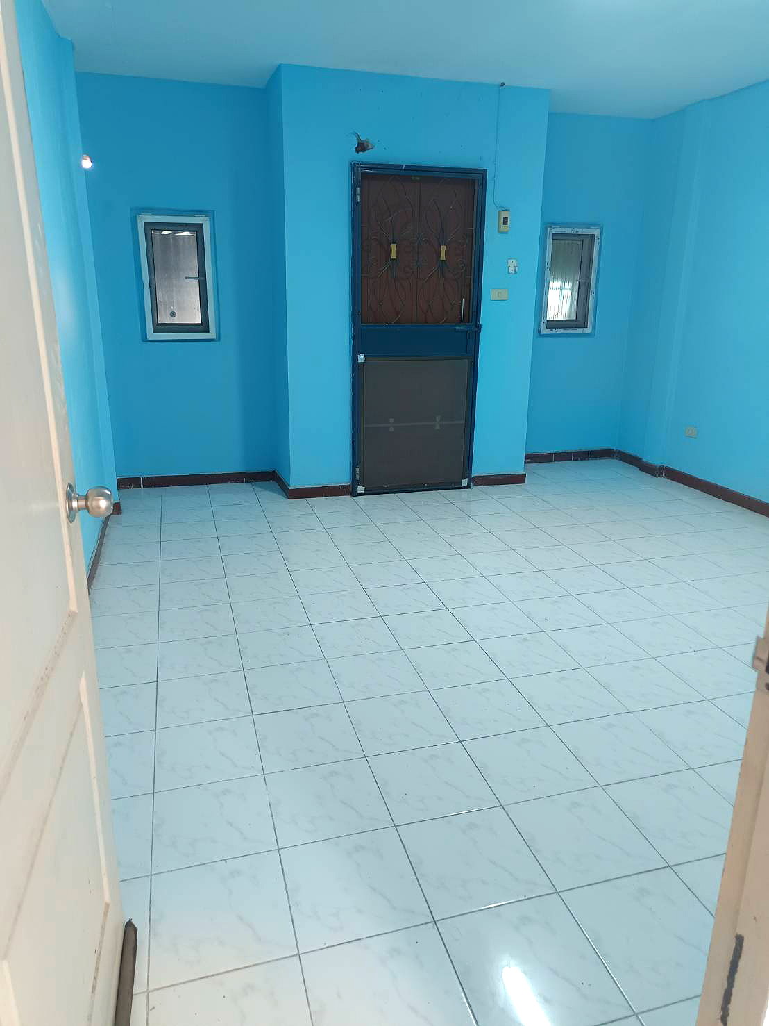 Pictures of THONGJINDA 6/14