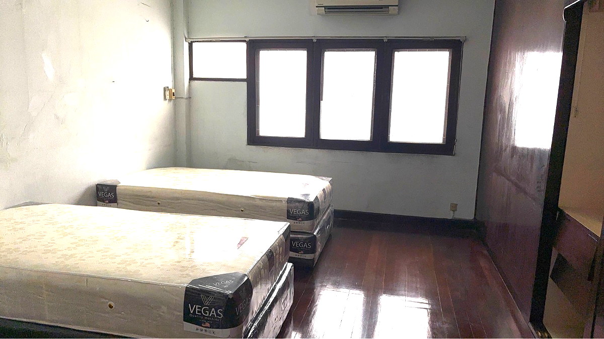 Pictures of PT Place 2/7