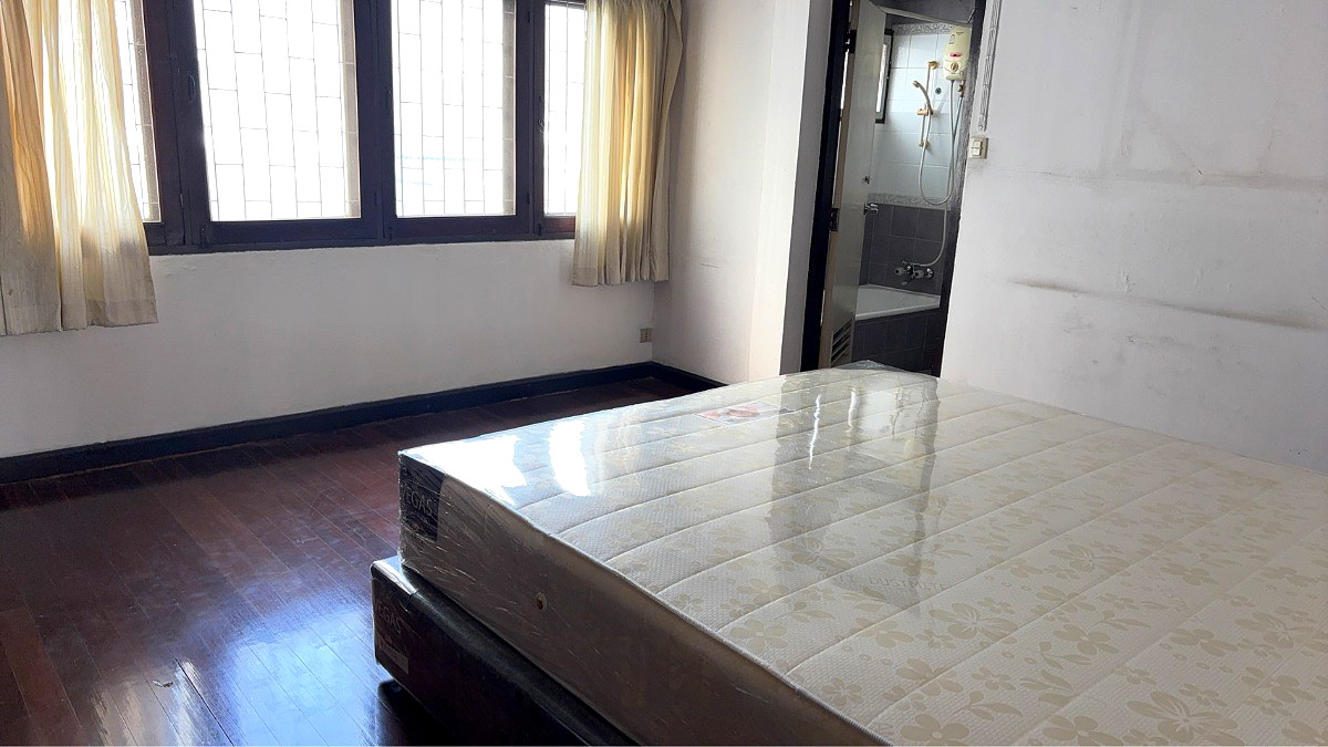 Pictures of PT Place 5/7