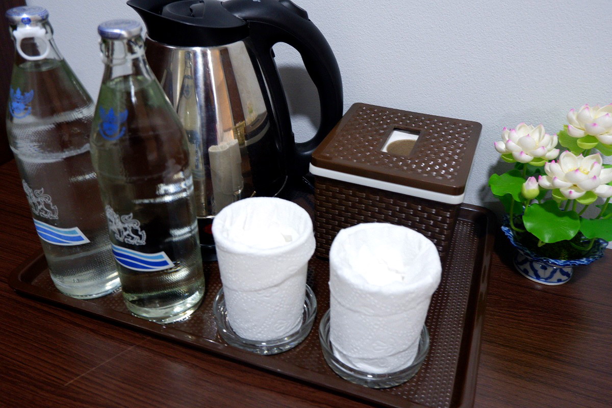 Pictures of TP Resident 32/32