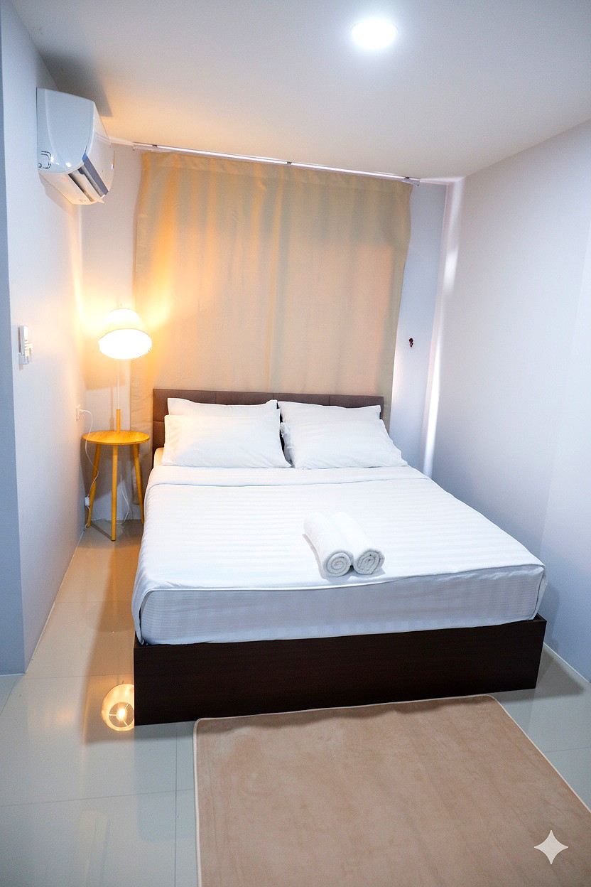 Pictures of TP Resident 23/32