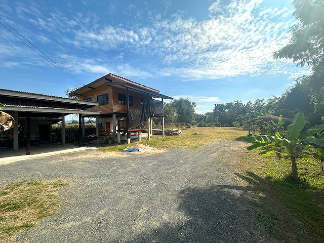 รูปภาพ บ้านพักวิวทุ่งนา 2 ห้องนอน 2 ชั้น ตำบลร้องวัวแดง อำเภอสันกำแพง จังหวัดเชียงใหม่ | อพาร์ทเม้นท์ หอพัก ที่พัก ห้องพัก - รูปที่ 1/13