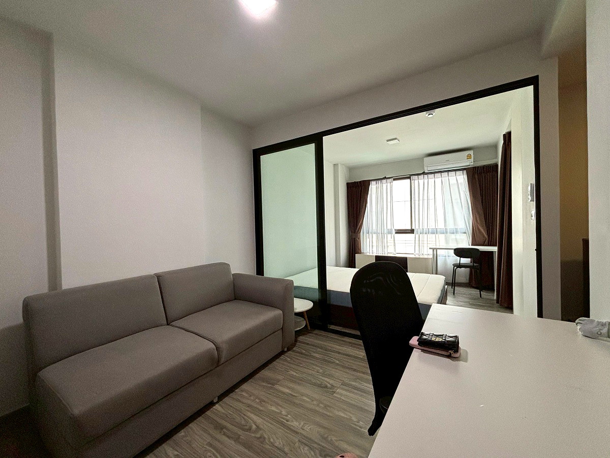 Pictures of Monte Rangsit  12/26