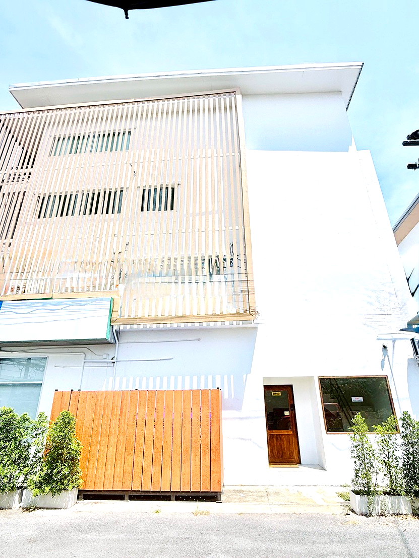 Pictures of Prompt Holiday Home 1/29