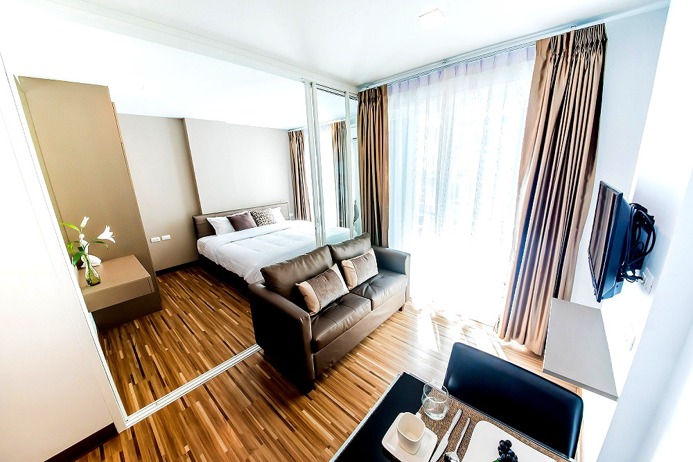 Pictures of violin sriracha 8/13