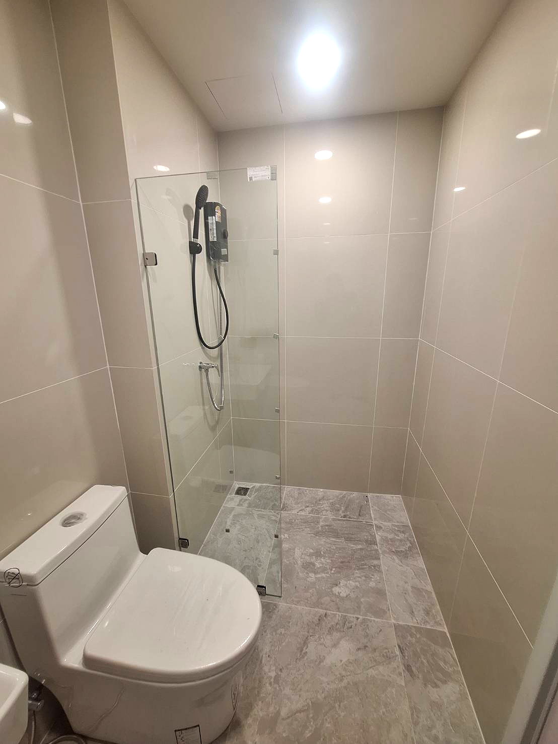 Pictures of KHONGKHWAN APARTMENT 3/5