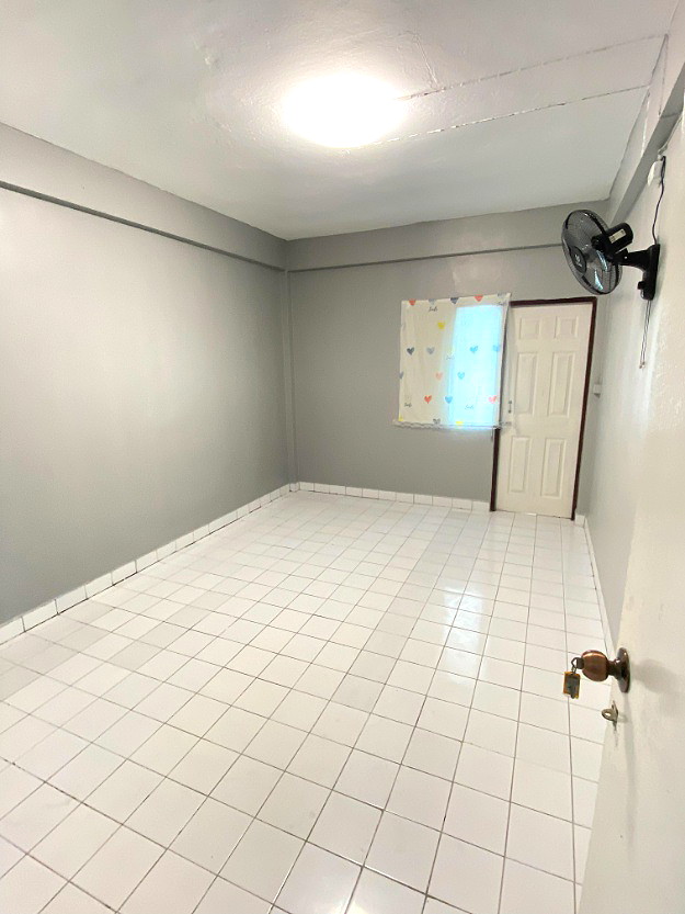 Pictures of Pornthiva Apartment 29/41