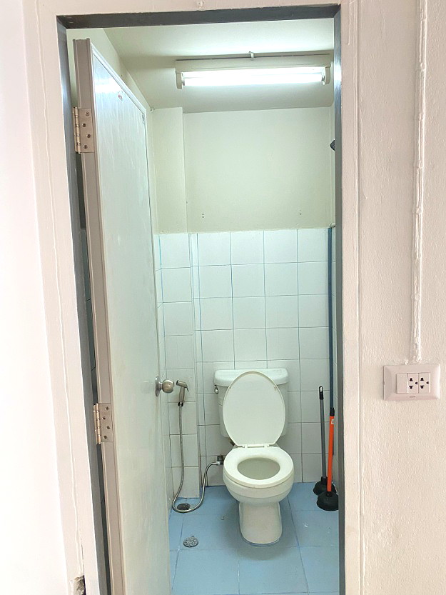 Pictures of Pornthiva Apartment 11/41