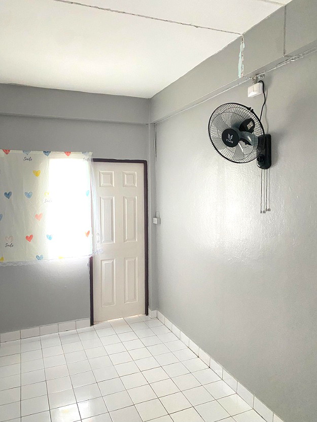 Pictures of Pornthiva Apartment 33/41