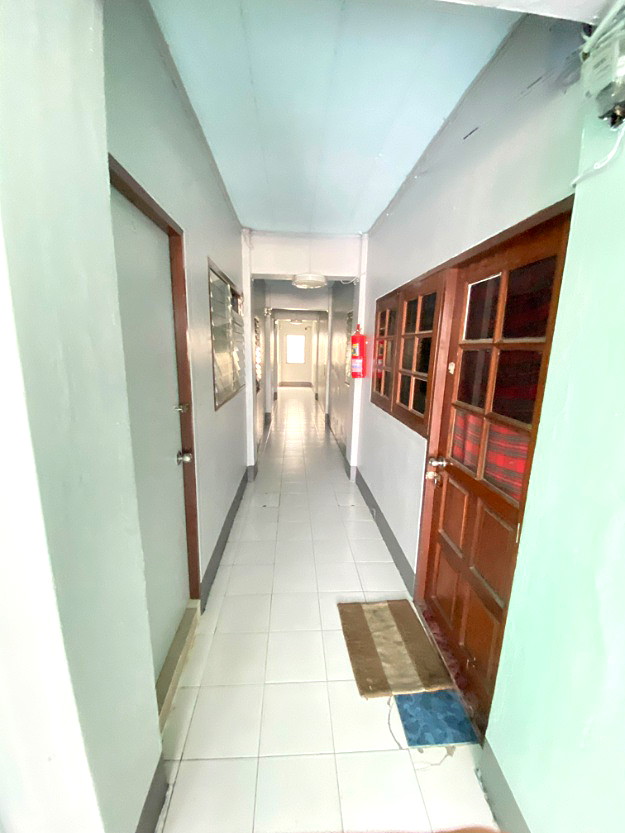 Pictures of Pornthiva Apartment 35/41