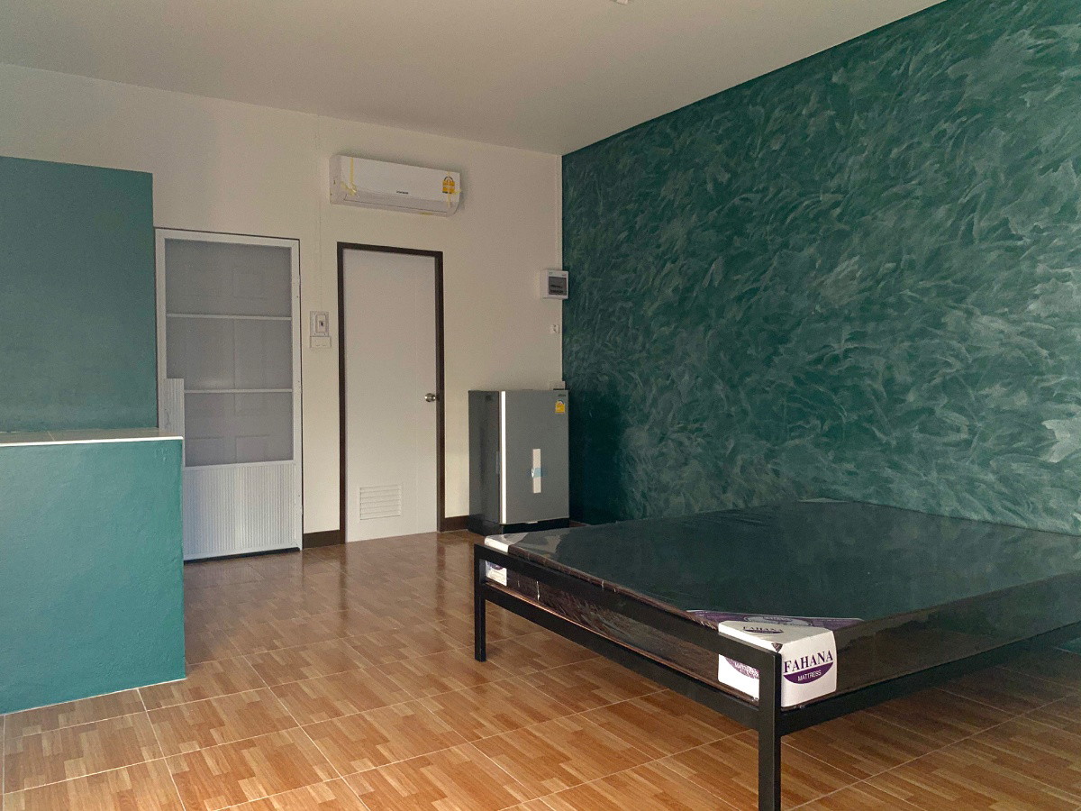 Condo — photo 1