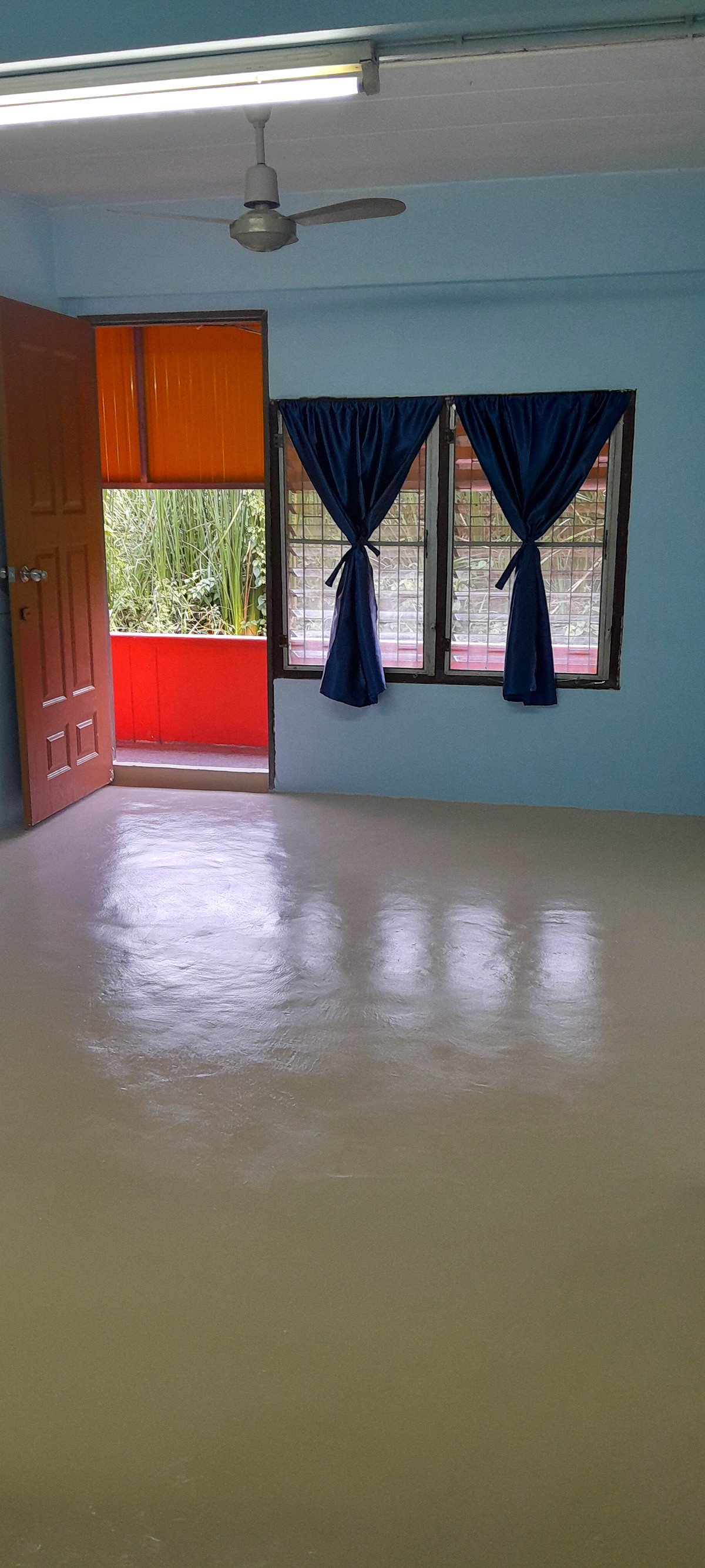 Pictures of Sukeemit 12/17