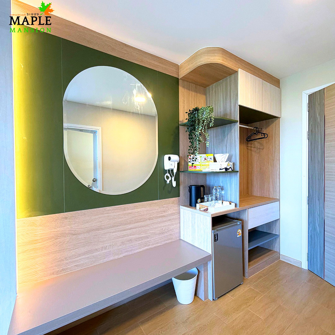 Pictures of Maple Mansion  21/27