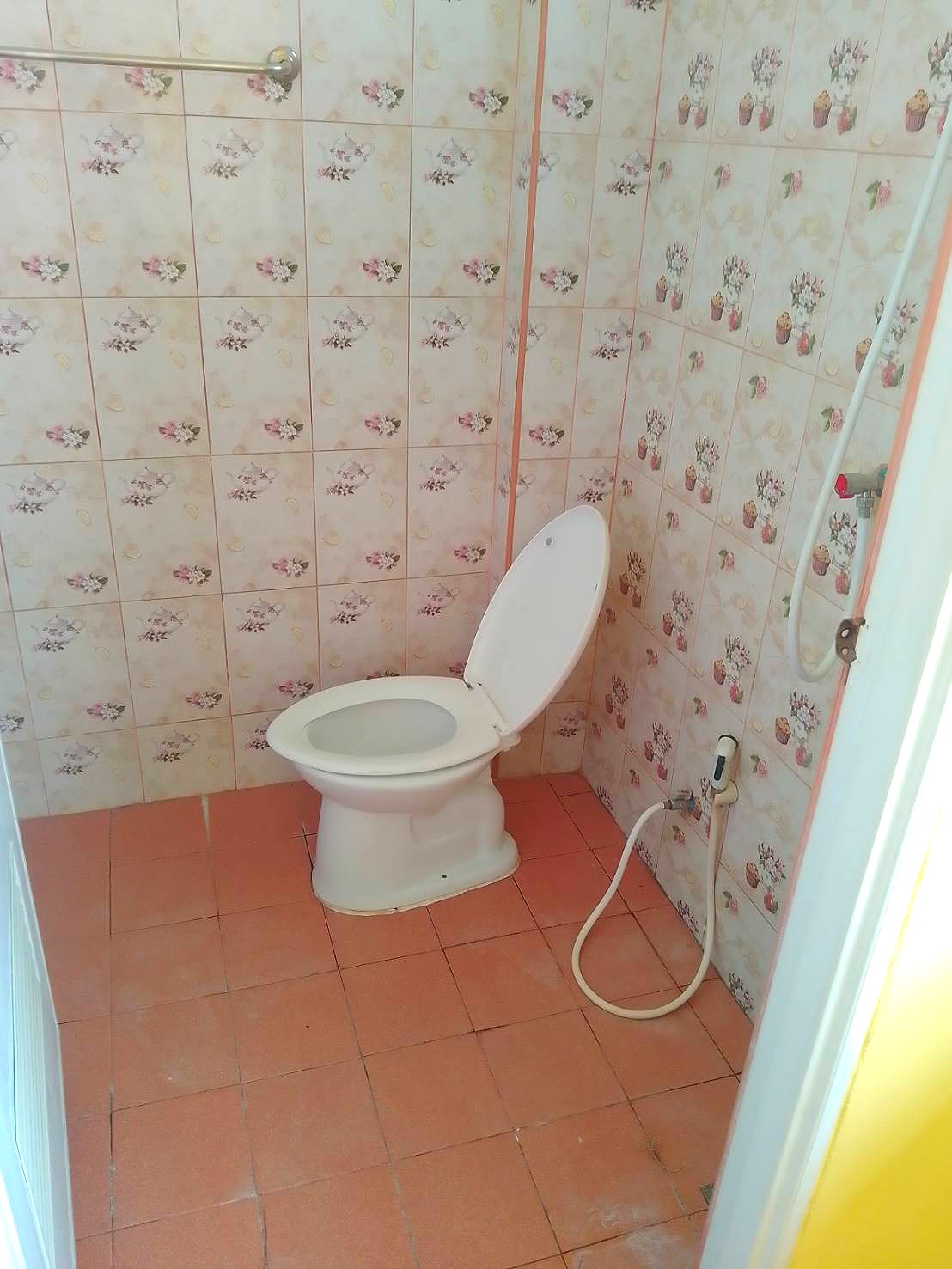 Pictures of THONGJINDA 13/26