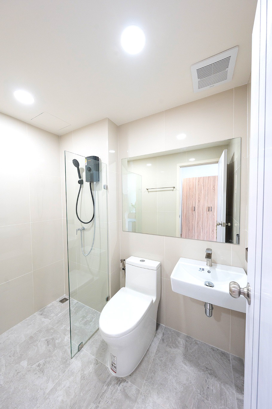 รูปภาพ ของขวัญ อพาร์ทเม้นท์ | อพาร์ทเม้นท์ หอพัก ที่พัก ห้องพัก - รูปที่ 8/17