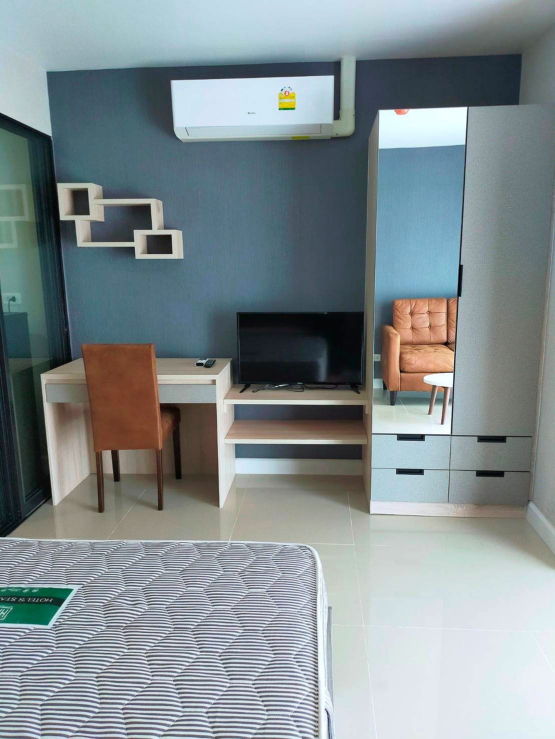 Pictures of Casa France Abac Bangna 10/16