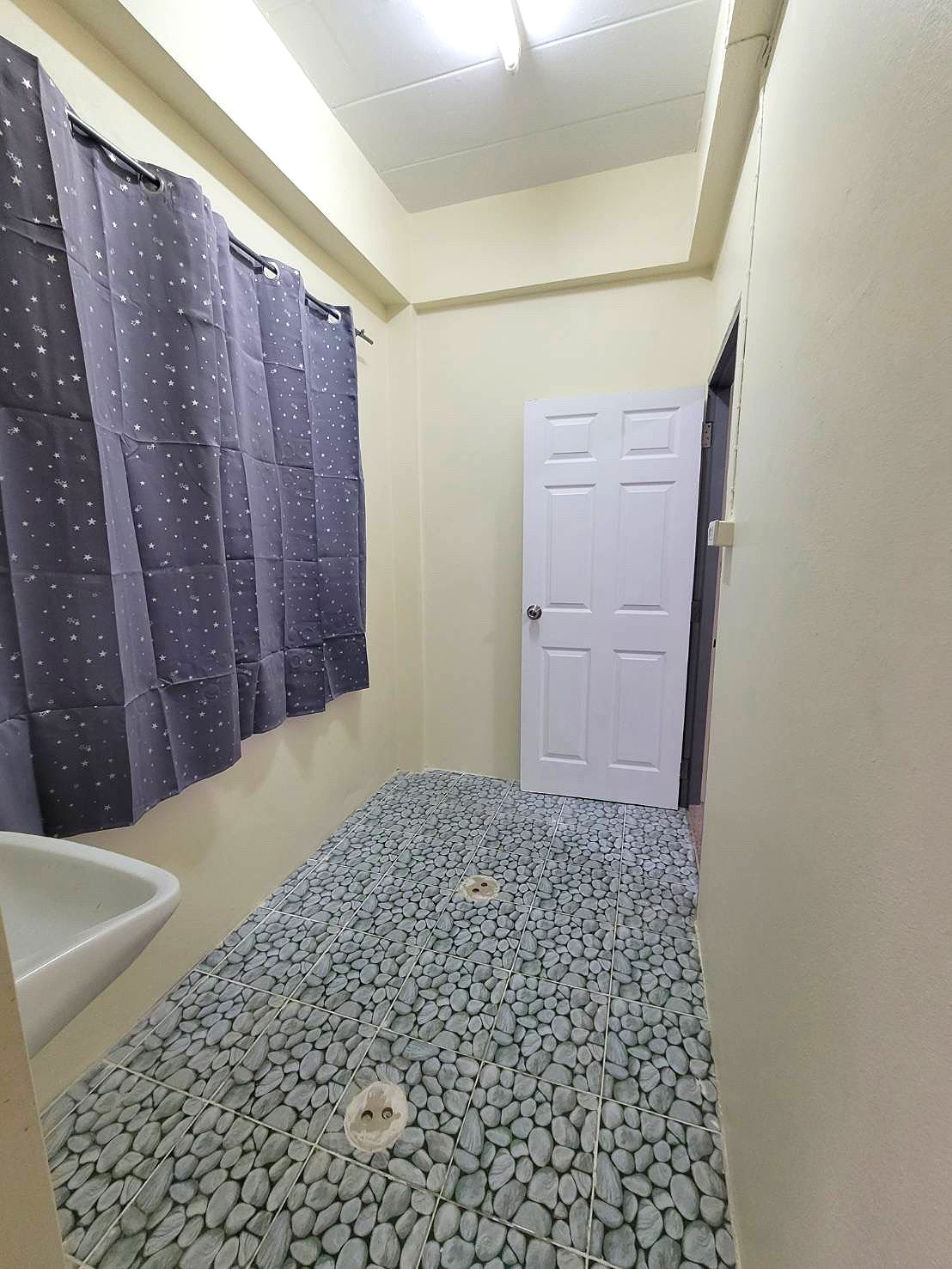 Pictures of Ban Pan Suk 10/14