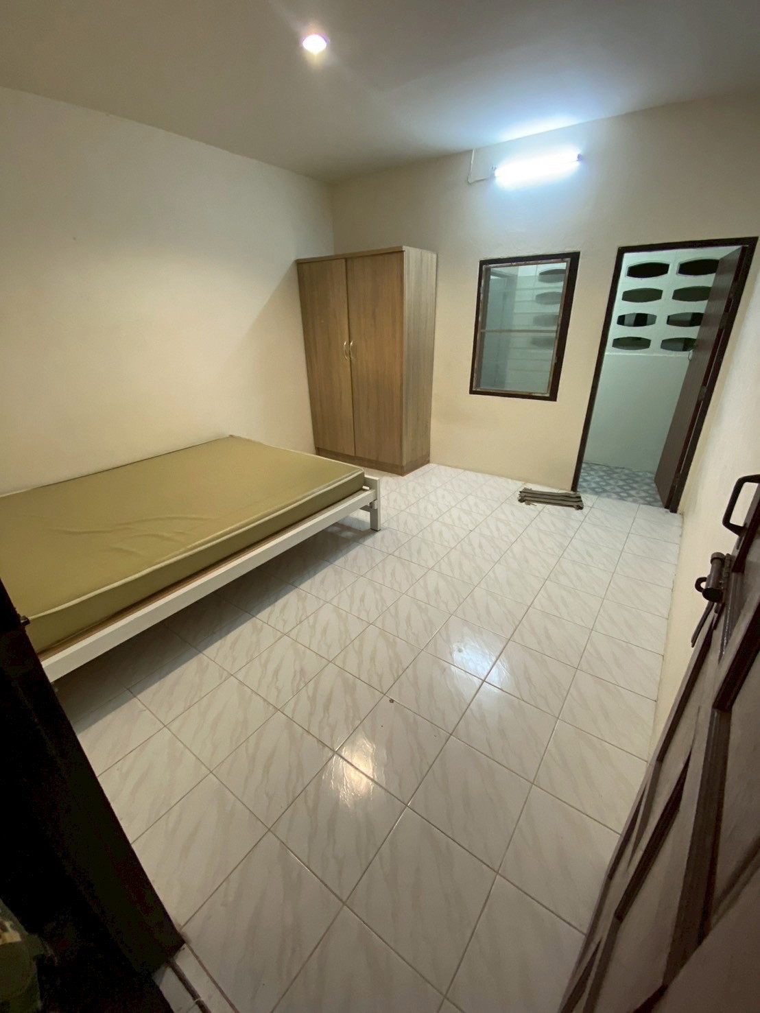 Condo — photo 2