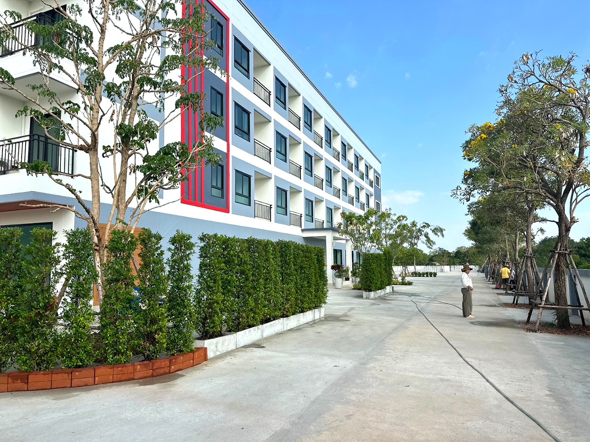 Pictures of SK residence & Resort 3/6