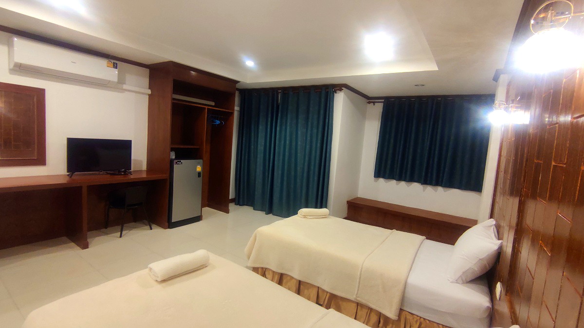 Pictures of GB Lofthouse  3/8