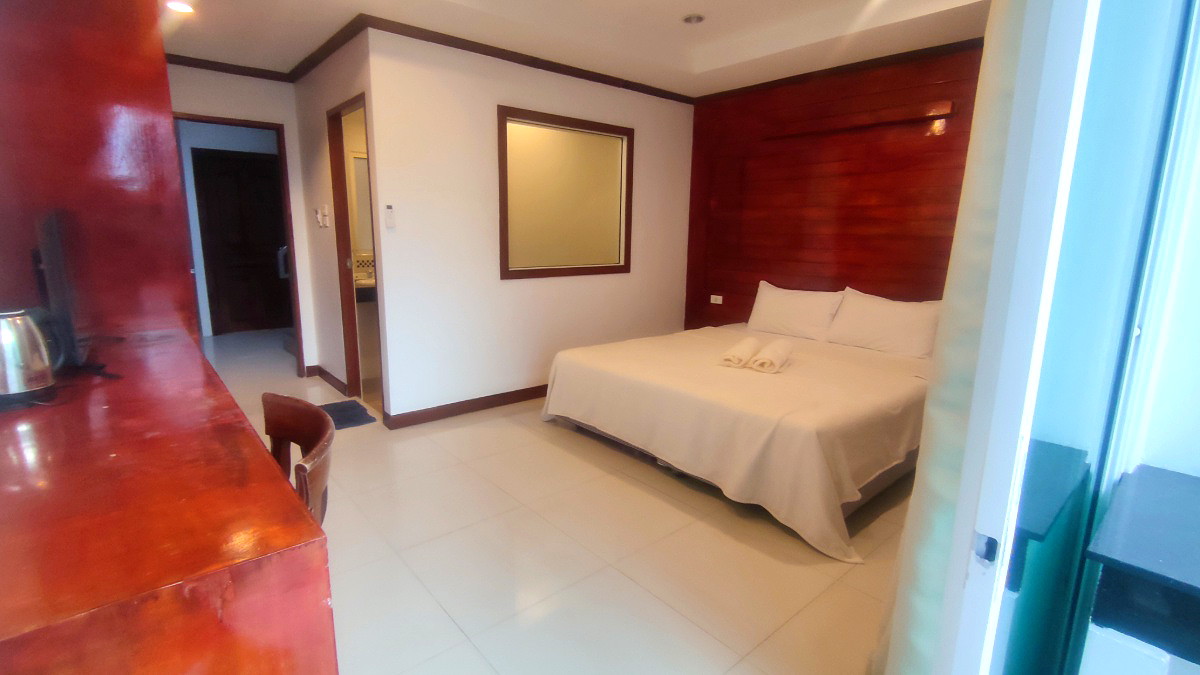 Pictures of GB Lofthouse  4/8