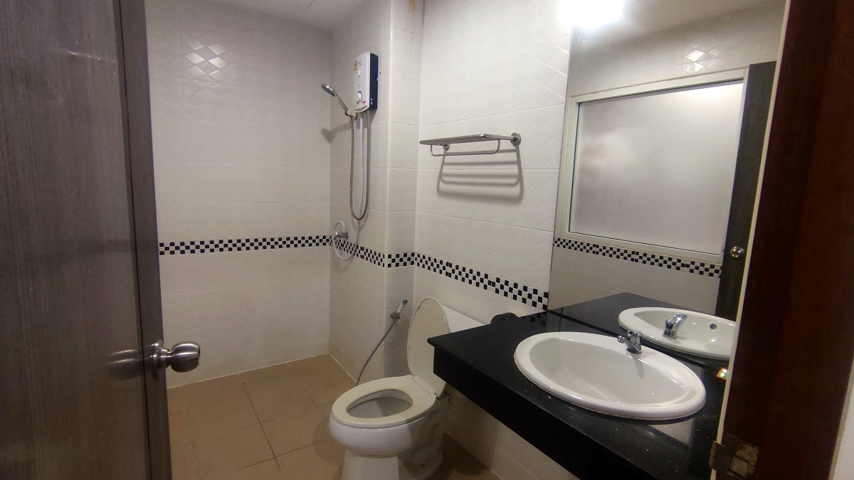 Pictures of GB Lofthouse  6/8