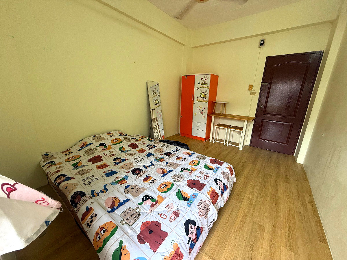 Pictures of Nuchbua Mansion 29/42