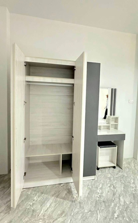 Condo — photo 2