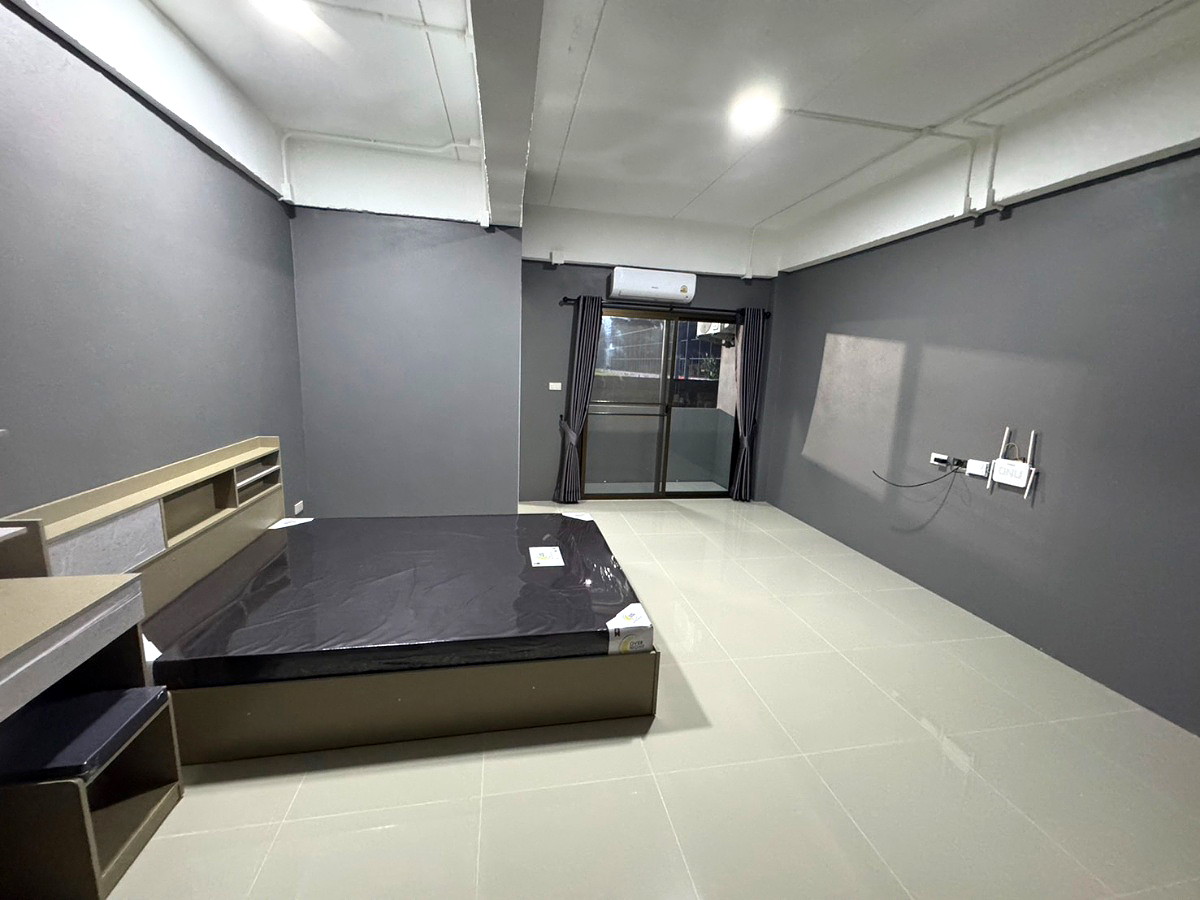 Pictures of Service Apartment Klong 4 4/8