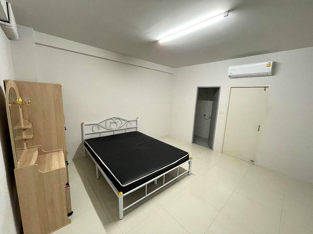 รูปภาพ ภูชิต อพาร์ทเม้นท์ | อพาร์ทเม้นท์ หอพัก ที่พัก ห้องพัก - รูปที่ 2/2