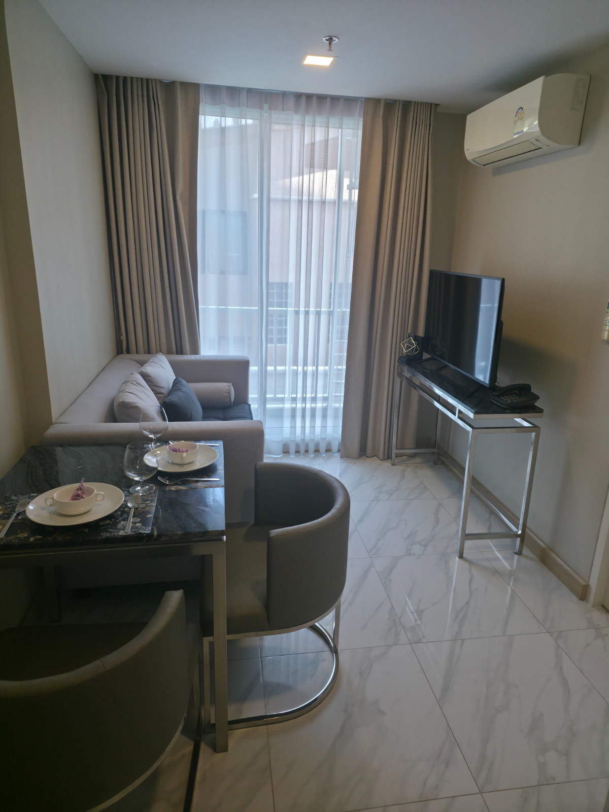 Condo · Watthana, bangkok — photo 1