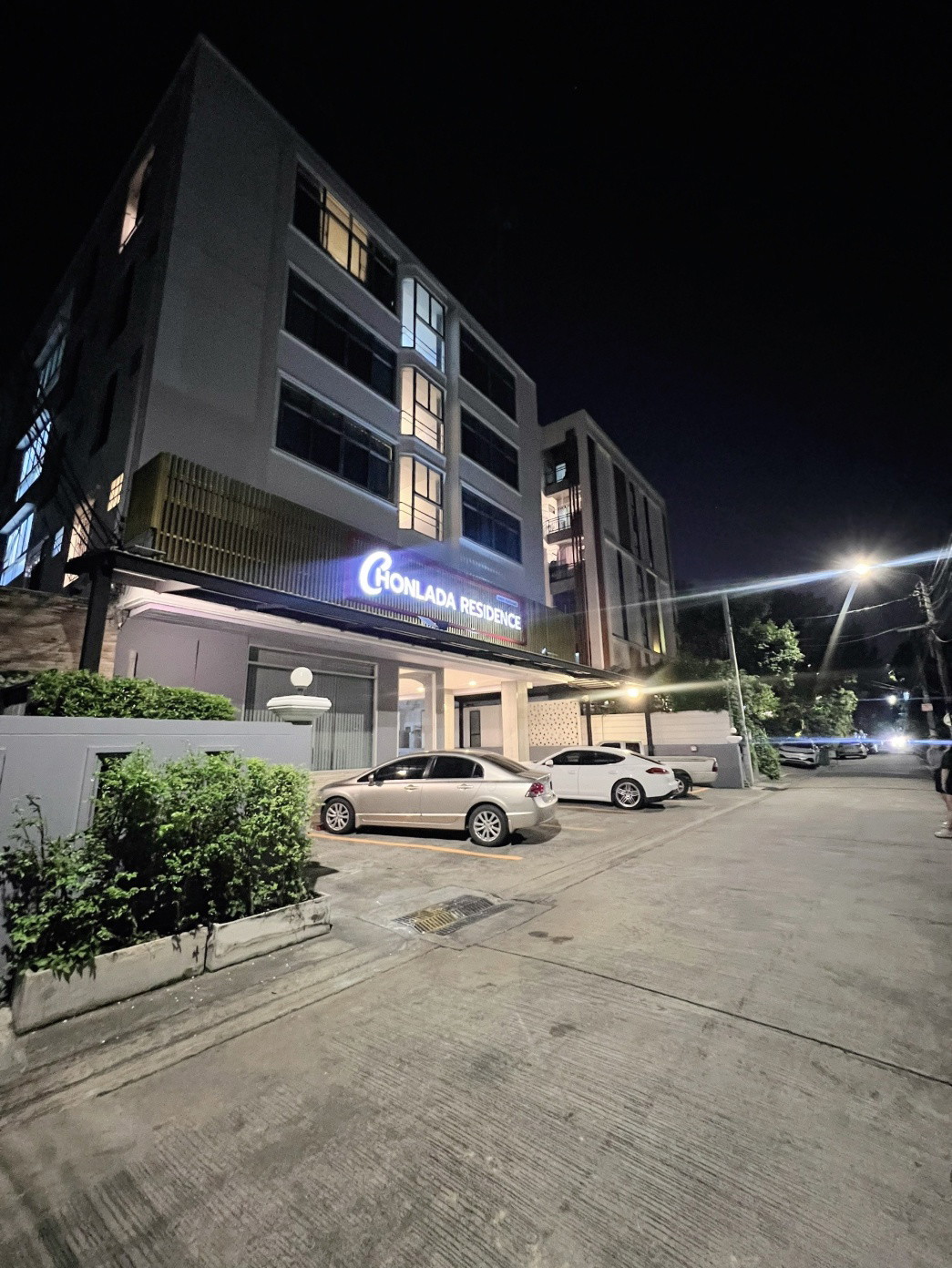 Condo · Wang Thonglang, bangkok — photo 4