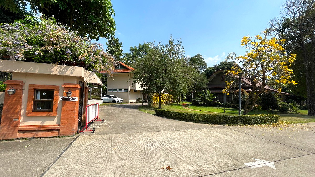 Pictures of Ruean Rimkok 7/9