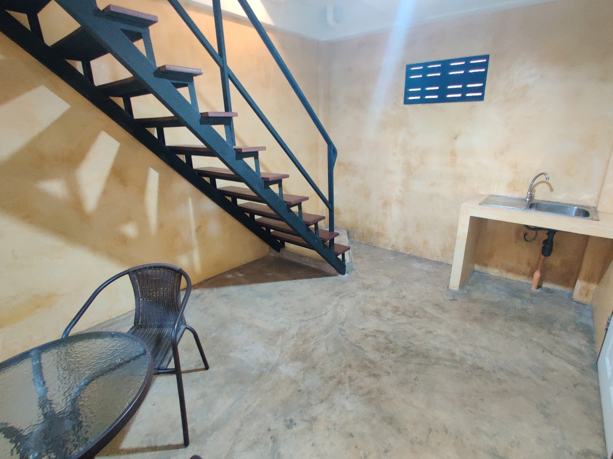 Condo — photo 2
