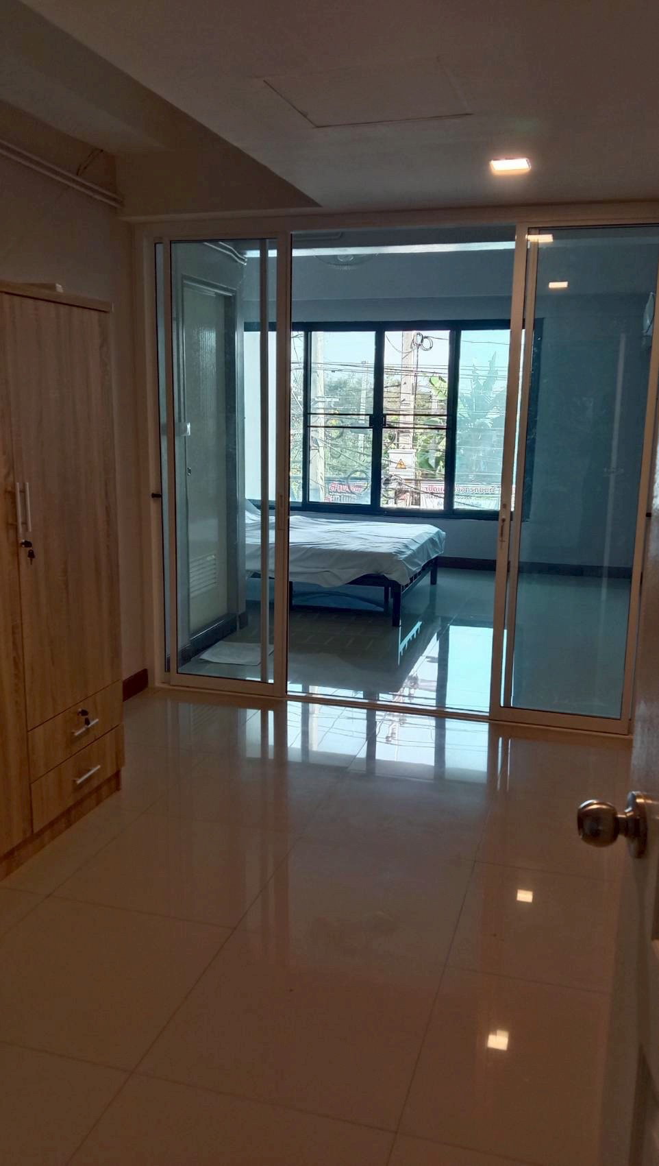 Condo — photo 4