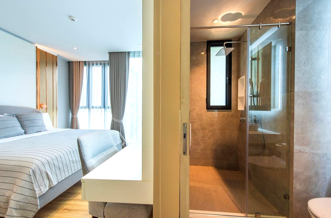 Pictures of Bearing residence  10/37