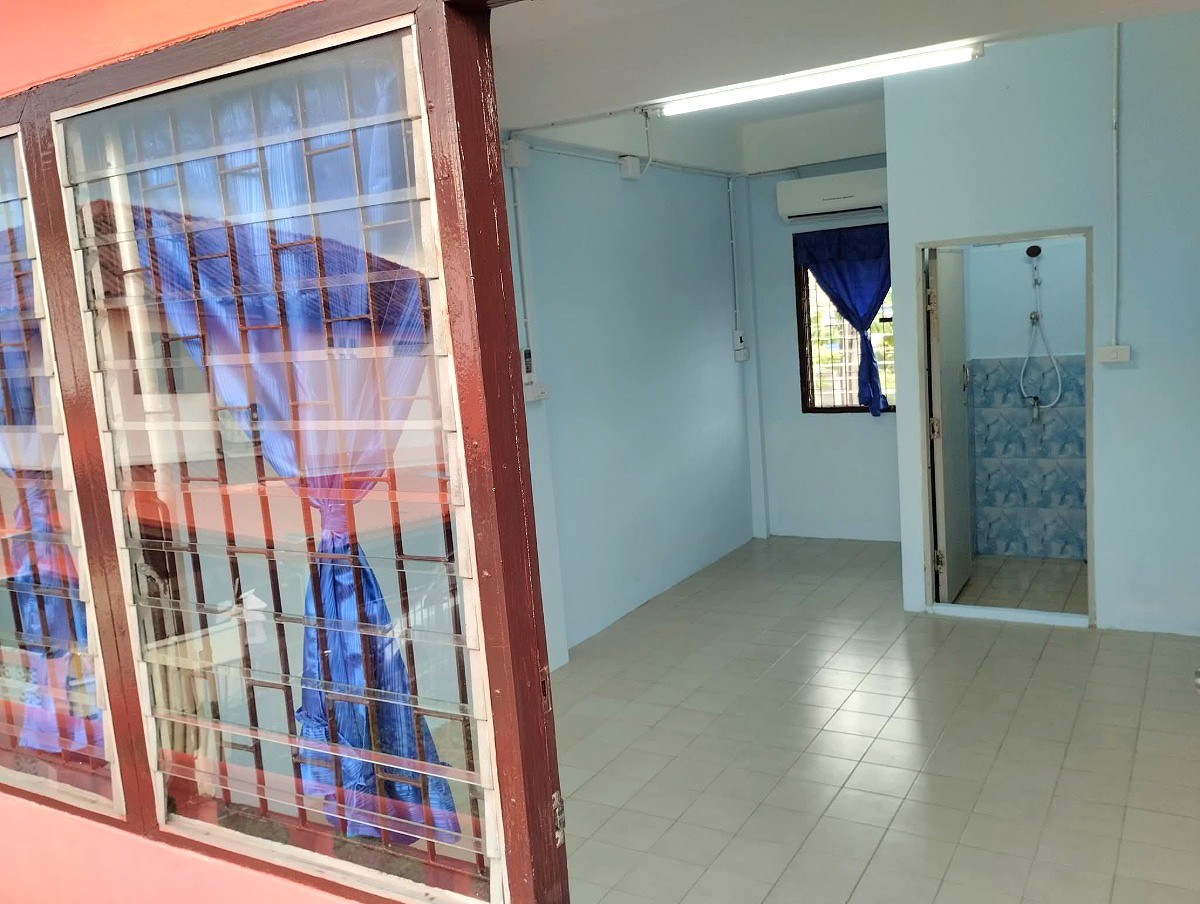 Pictures of Sukeemit 18/21