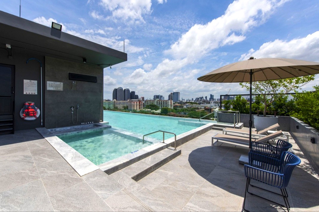 Pictures of Bearing residence  36/37