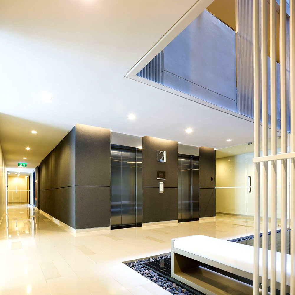 Pictures of Via 31 33/35