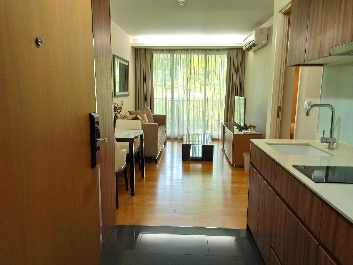 Pictures of Via 31 16/35